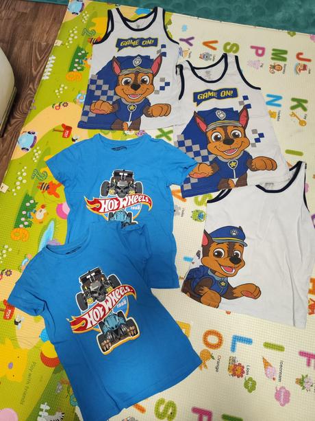 Spolu 13 chlapc.triciek... velkost 134-140, 140