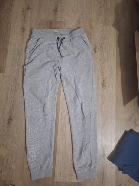 Teplaky, reserved,164