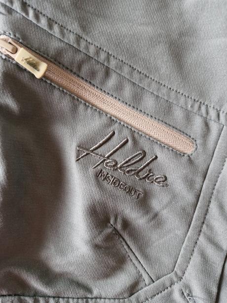 Športové nohavice, 104