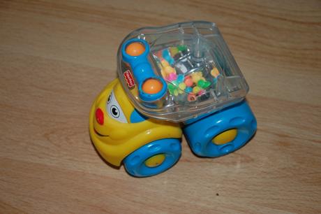 Autíčko fisher price,