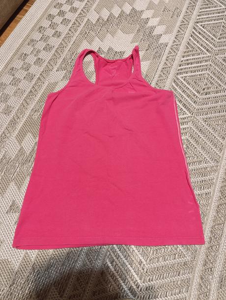Ružové tričko, 40