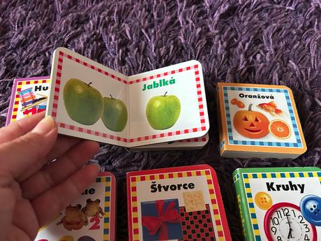 Sada 7 ks mini knižiek, 