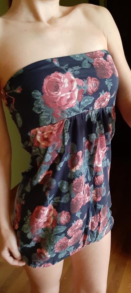 Letné kvetinové šaty 26/s, pull&bear,s