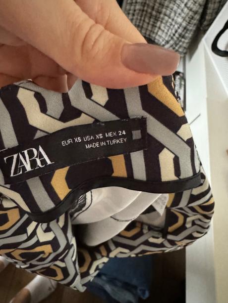 Zara nohavice, zara,xs