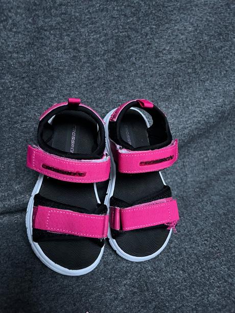 Špotové sandalky, 27