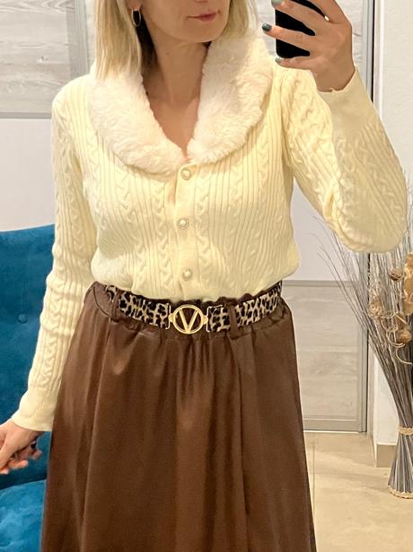 Dámsky sveter s kožušinkou, l / m / xl