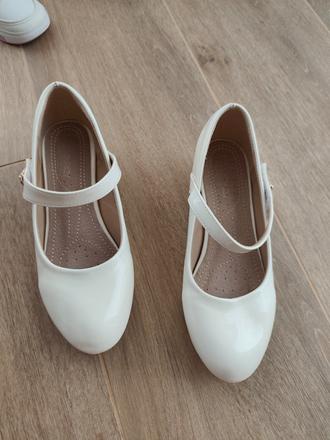 Baleríny na podpätku na prijímanie, 34