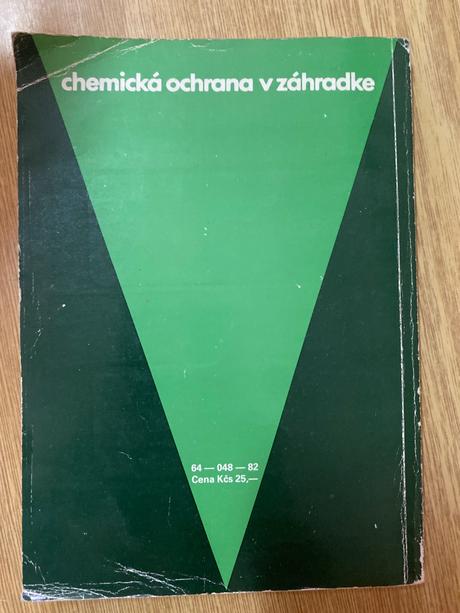 Kniha- chemická ochrana v záhradke, 