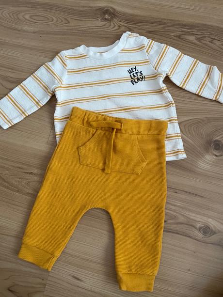 Okrové tepláky, f&f,62