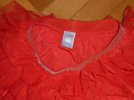 Červená suknička, pepco,104