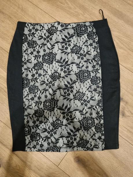Čierna úplet.sukňa f&f s čipkou veľ. 40, f&f,40