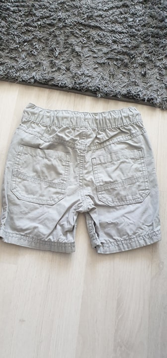 Šortky č.104, f&f,104