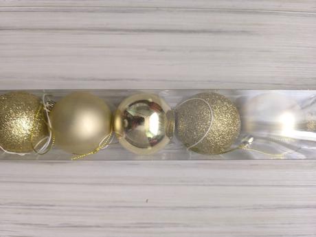 Vianočné ozdoby a gule, 