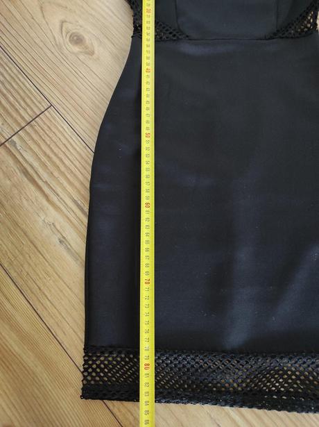 Zvodné šaty na chudučkú postavu, tally weijl,xs