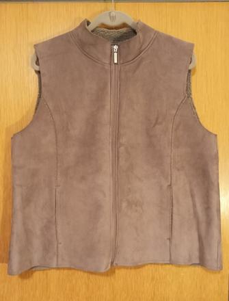 Teplá vesta bez rukávov, 46