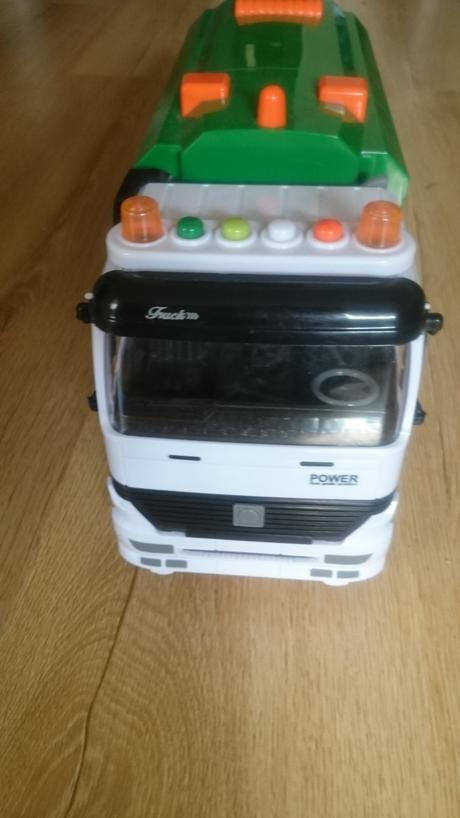 Smetiarske čistiarske auto, 