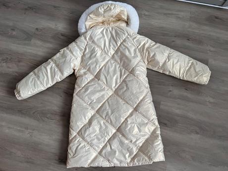 Dlhšia zimná dámska bunda, m