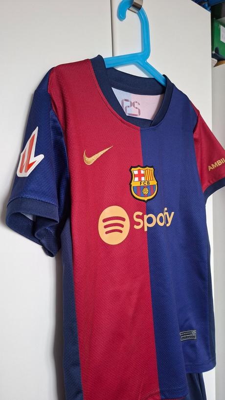 Dres lamine yamal fc barcelona, nike,140