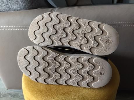 Kožené kotníkové topánky, 33