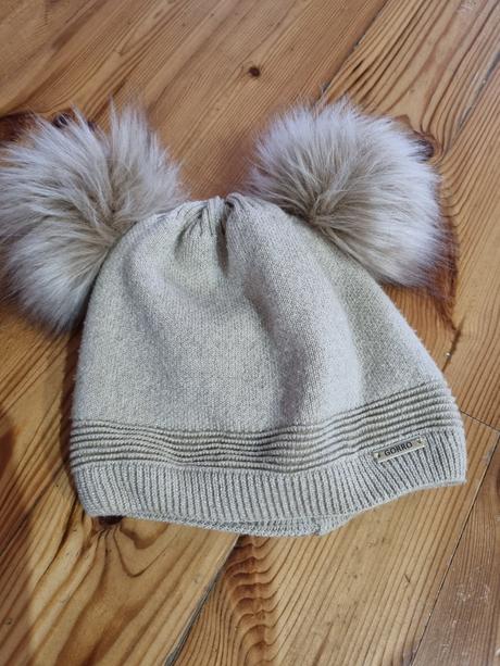 Zimná čiapka podšitá top stav, 140