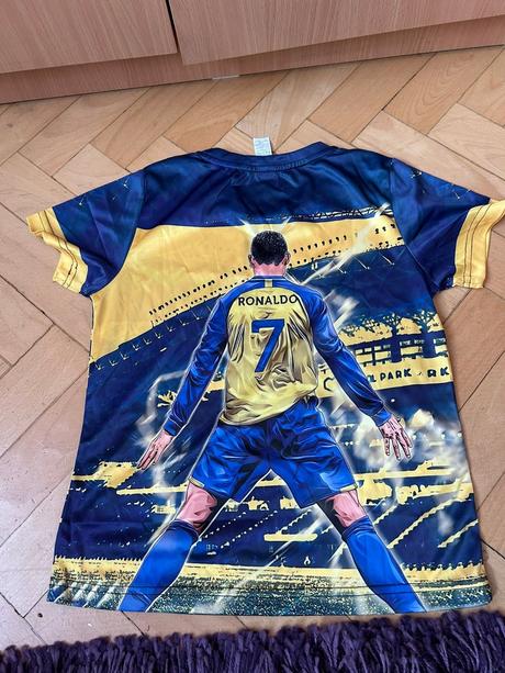 Tričko ronaldo veľ. 134/140, 134