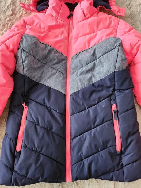 Lyžiarska bunda, 146