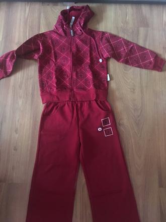 Tepláková súprava, 104