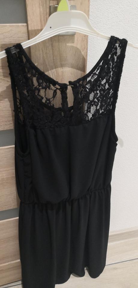 Čierne koktejlove šaty, l