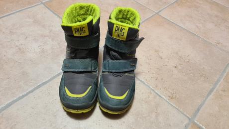 Výborný stav - 22 cm, primigi,35