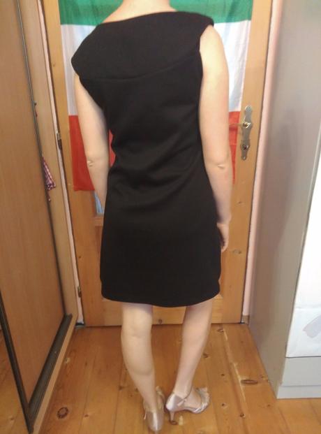 Cierne business saty, s