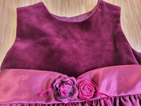 Zamatove saty, next,104