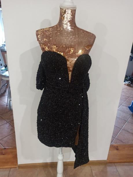 Spoločenské šaty, m