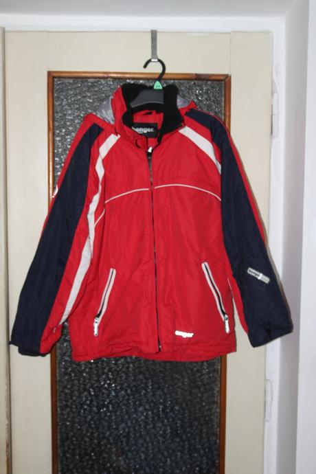 Lyziarska bunda, 152