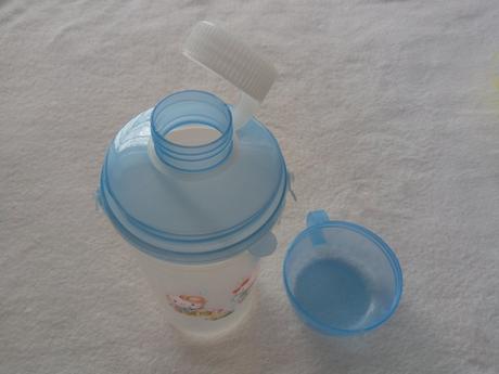 Fľaše na vodu s hrnčekom, 