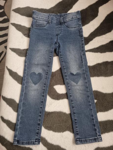 Rifle so srdiečkami, takko,104