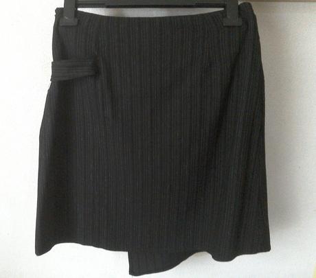 Sukňa zn.motivi 42, 42