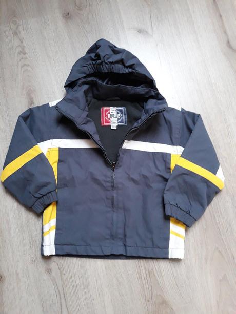 Prechodná vetrovka, 104