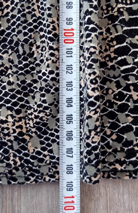 Šaty s haďou potlačou, xl