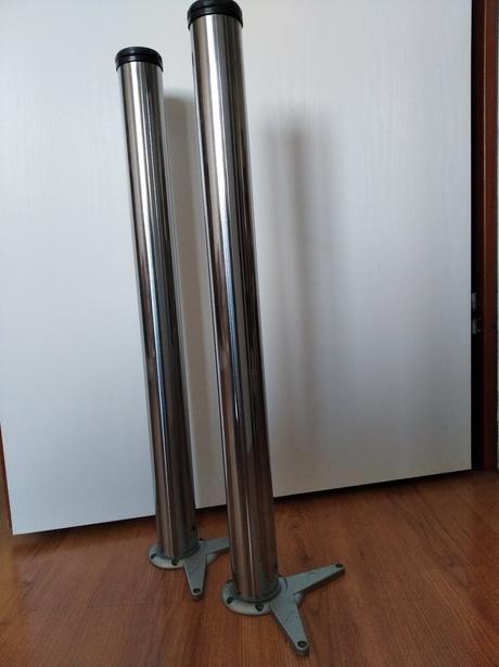 2 x kovová noha k stolu,