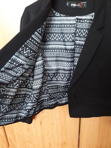 Krátke sako / bolerko, fishbone,l