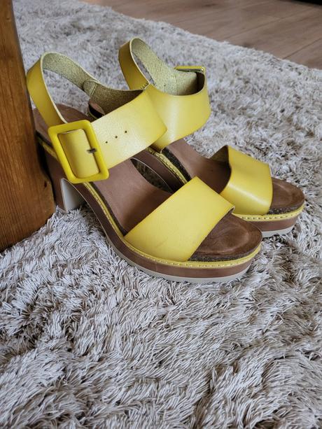 Kožené sandále, 39