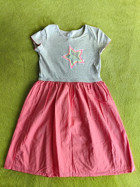 Minimálne nosené šaty gap, top stav, gap,140