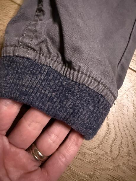 Podšité nohavice, lupilu,110