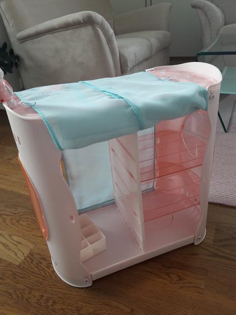 Baby anabell skrina a prebalovaci pult,