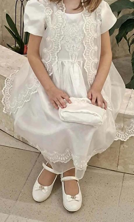 Šaty biele dievčenské + vesta a doplnky, 128