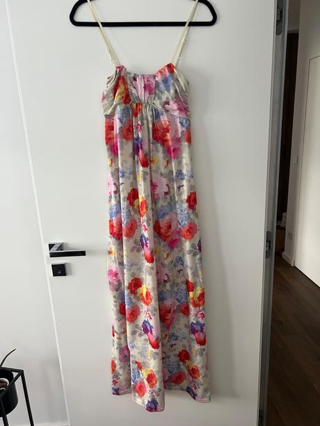 Kvietkované maxi šaty, s