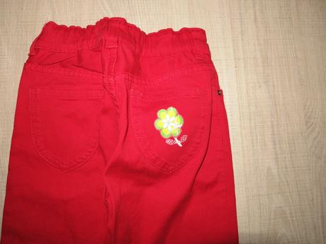 Červené nohavice so srdiečkovským kamienkom, h&m,110