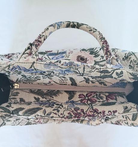 Unikátna veľká kabelka, reserved