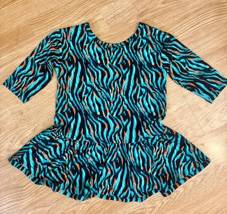 Tunika s volánom z usa 134, 134