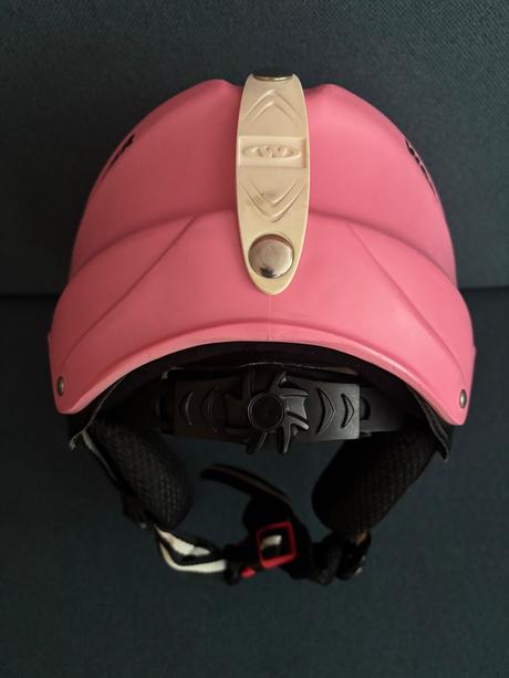 Prilba na lyžovanie/snowboard, s